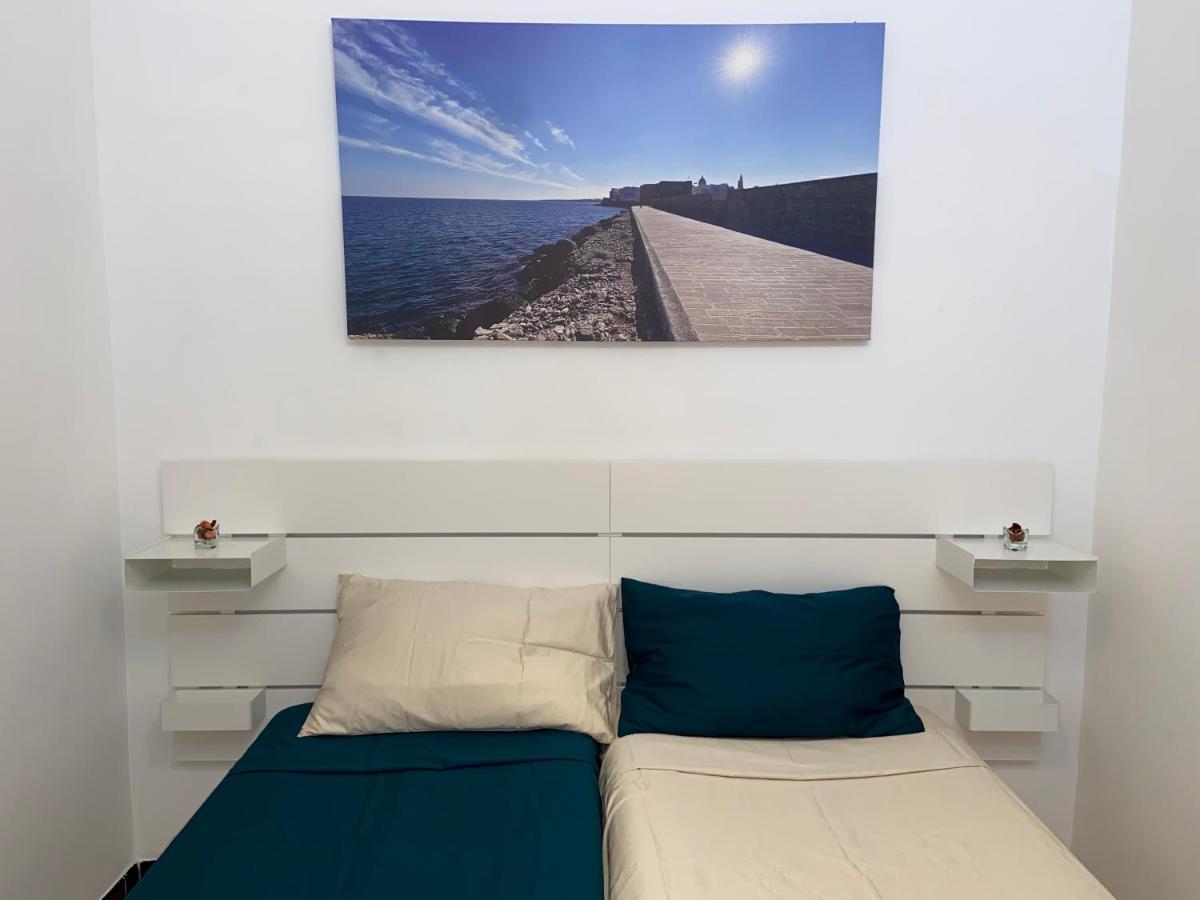 Be Happy Apartment Monopoli Luaran gambar